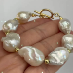 Pearl bracelet